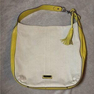 Coach Avery Hobo Shoulder Bag